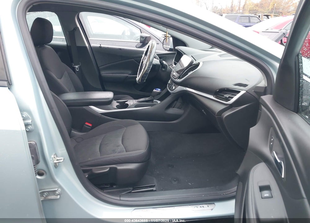 2018 CHEVROLET VOLT LT VIN: 1G1RA6S53JU155158