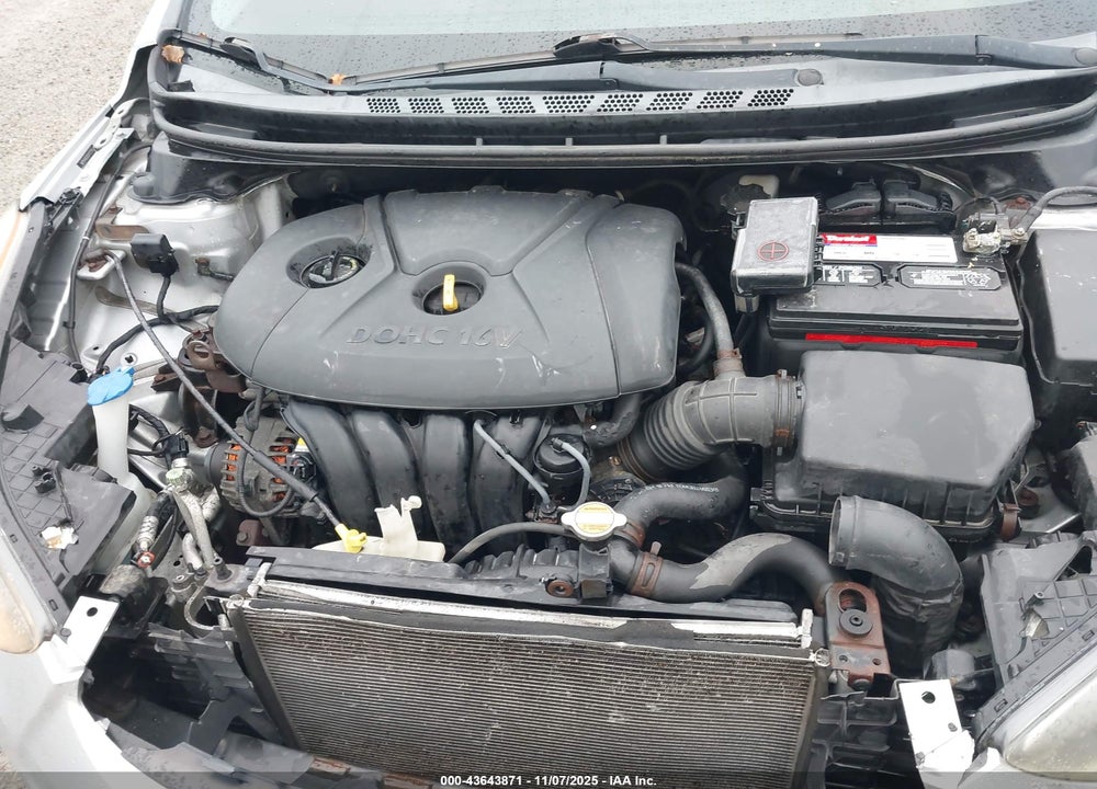 2012 HYUNDAI ELANTRA VIN: 5NPDH4AE8CH112158