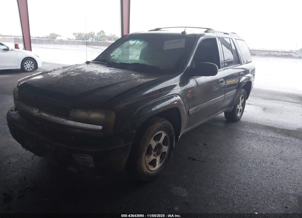 2005 CHEVROLET TRAILBLAZER LS VIN: 1GNDS13S952310553