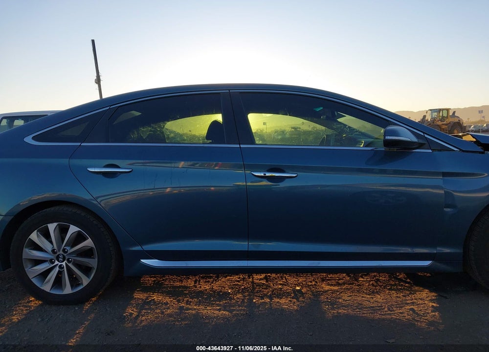 2015 HYUNDAI SONATA SPORT VIN: 5NPE34AF4FH088490