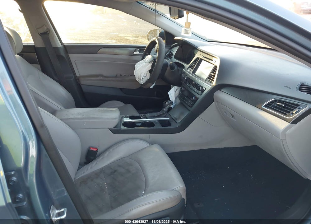 2015 HYUNDAI SONATA SPORT VIN: 5NPE34AF4FH088490