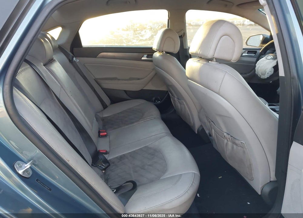 2015 HYUNDAI SONATA SPORT VIN: 5NPE34AF4FH088490