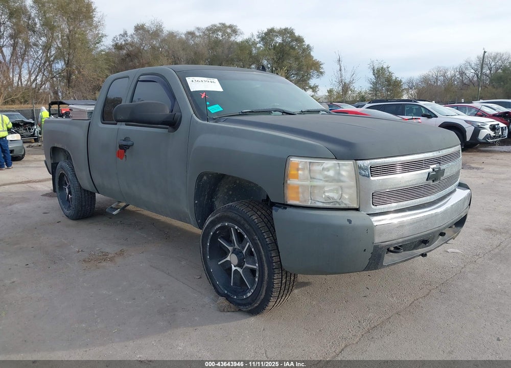 2008 CHEVROLET SILVERADO 1500 LT1 VIN: 1GCEK19JX8Z201462