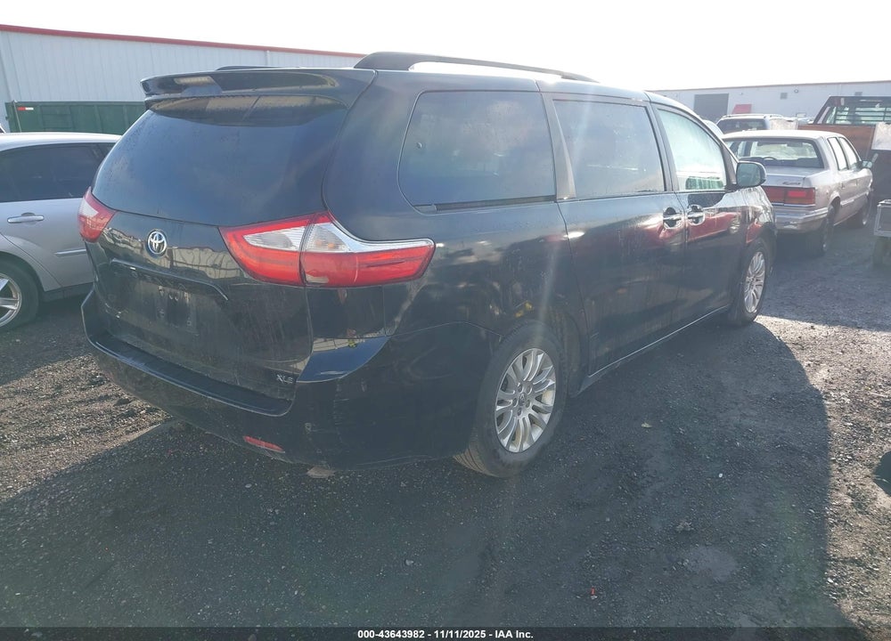 2015 TOYOTA SIENNA XLE LIMITED VIN: 5TDYK3DC3FS660414