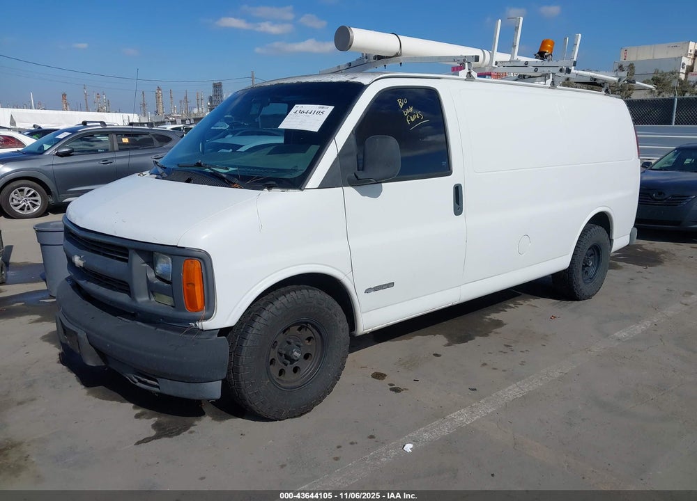 2002 CHEVROLET EXPRESS VIN: 1GCFG15W221134059
