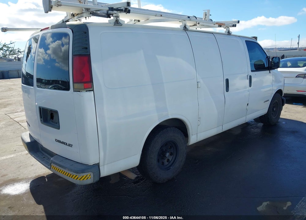 2002 CHEVROLET EXPRESS VIN: 1GCFG15W221134059