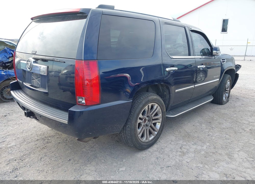 2007 CADILLAC ESCALADE STANDARD VIN: 1GYFK63887R228689