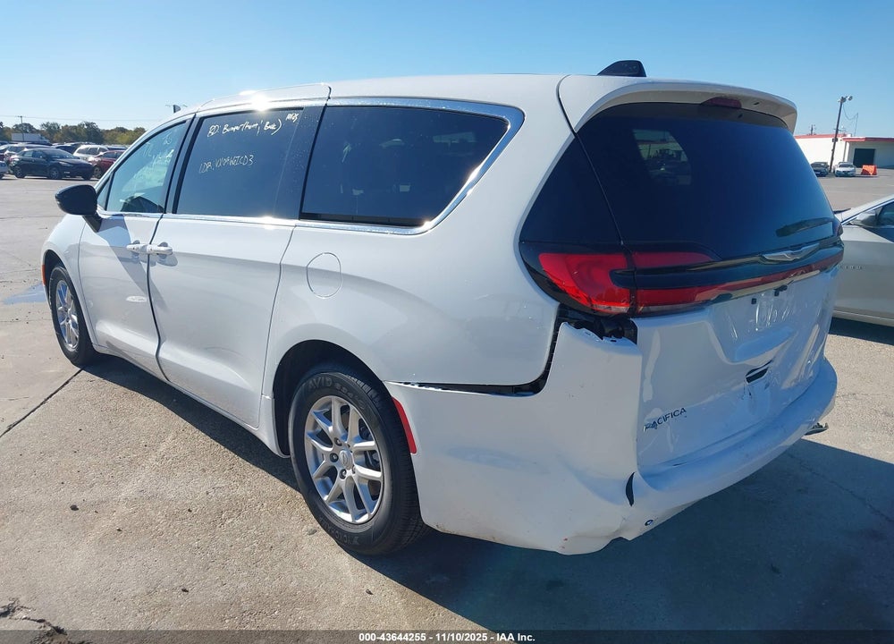 2026 CHRYSLER PACIFICA SELECT VIN: 2C4RC1BG7TR186113