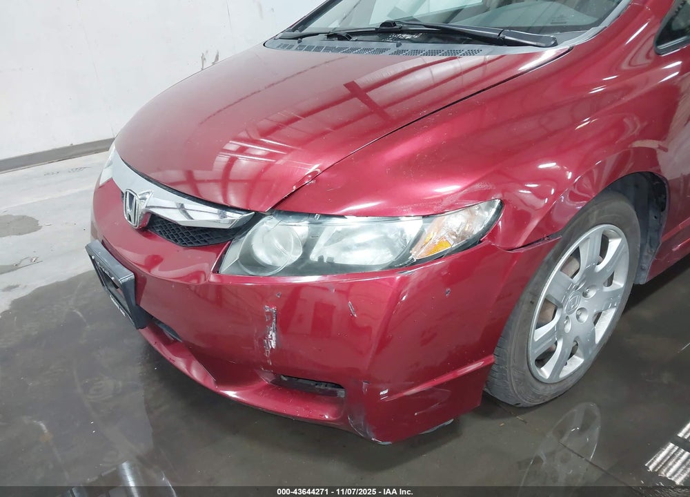 2010 HONDA CIVIC LX VIN: 2HGFA1F51AH572841