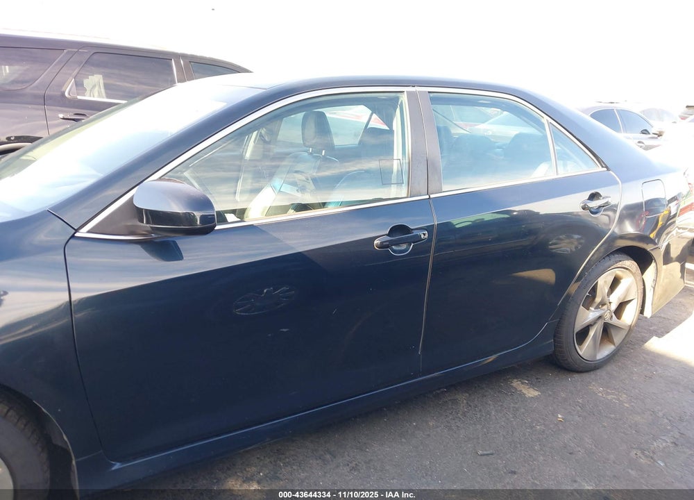 2014 TOYOTA CAMRY SE V6 VIN: 4T1BK1FK4EU552260