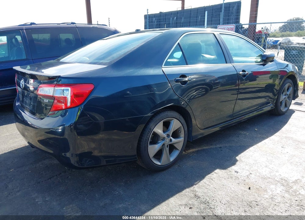 2014 TOYOTA CAMRY SE V6 VIN: 4T1BK1FK4EU552260