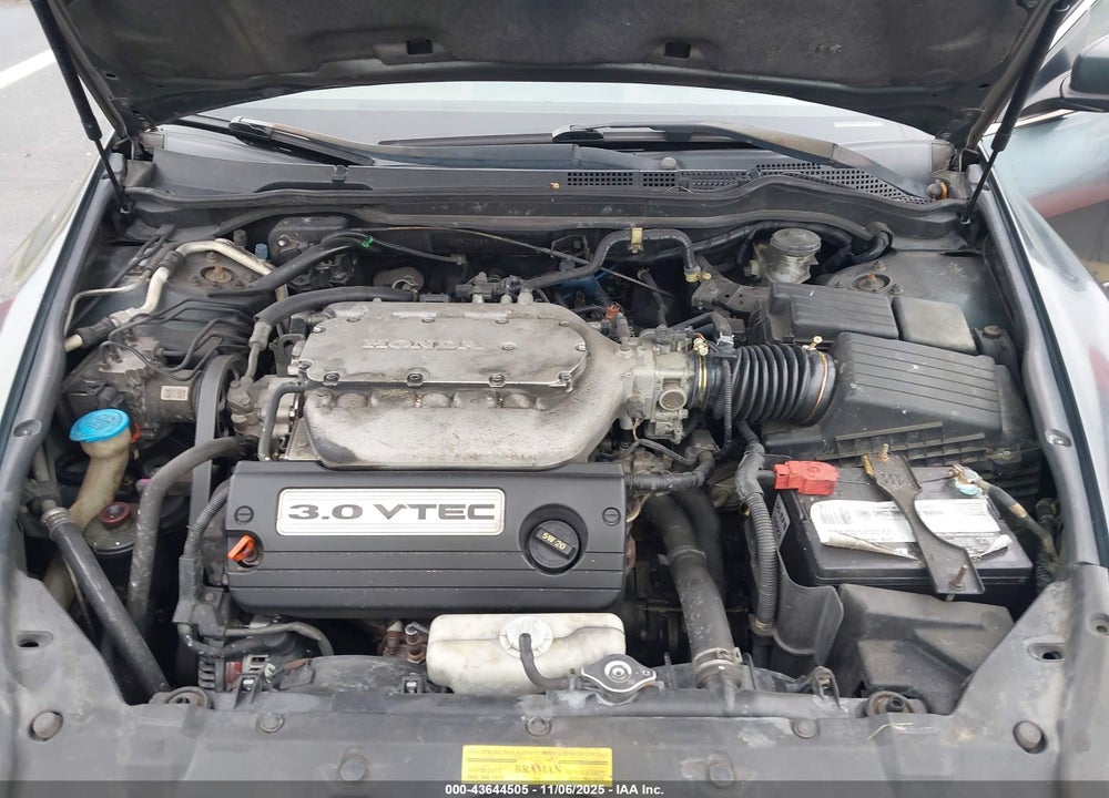 2005 HONDA ACCORD 3.0 EX VIN: 1HGCM665X5A006897