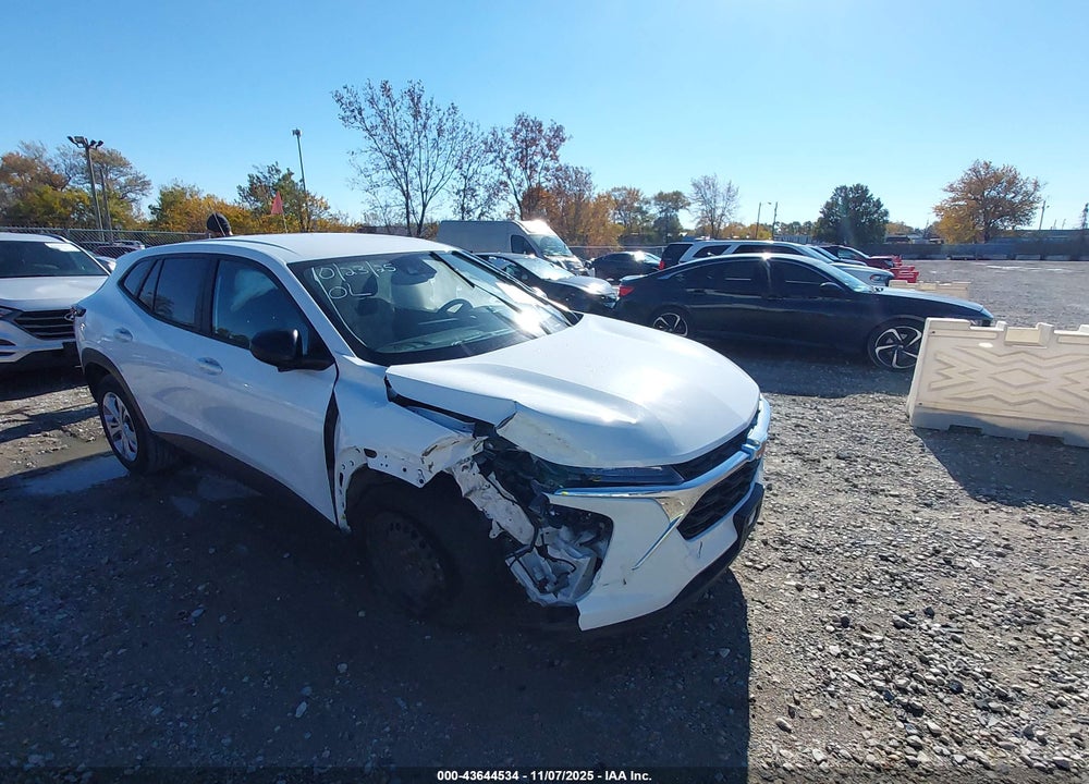2025 CHEVROLET TRAX FWD LS VIN: KL77LFEP1SC102825
