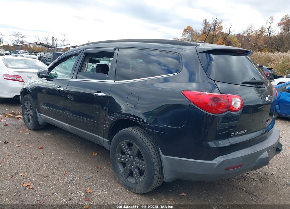 2009 CHEVROLET TRAVERSE LT VIN: 1GNEV23D49S149036