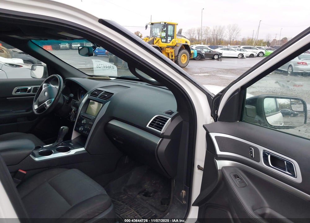 2011 FORD EXPLORER XLT VIN: 1FMHK7D85BGA10213