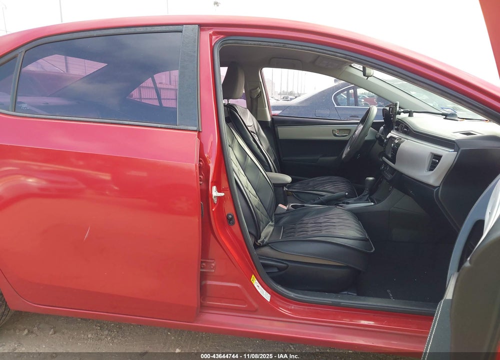 2015 TOYOTA COROLLA LE VIN: 5YFBURHE1FP212101