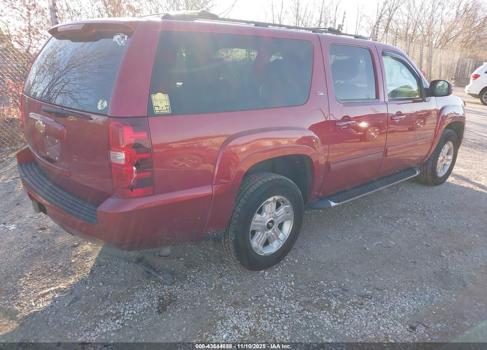 2013 CHEVROLET SUBURBAN 1500 VIN: 1GNSKJE74DR326018
