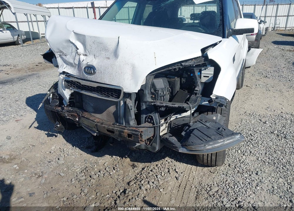 2010 KIA SOUL VIN: KNDJT2A23A7701874
