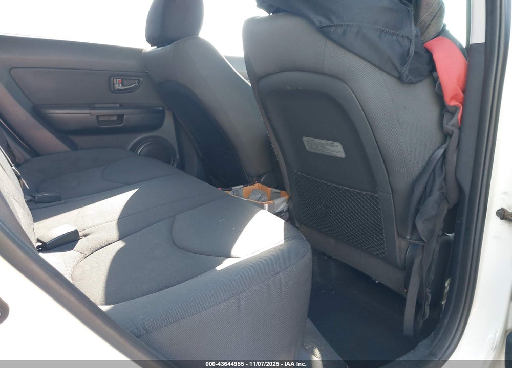 2010 KIA SOUL VIN: KNDJT2A23A7701874