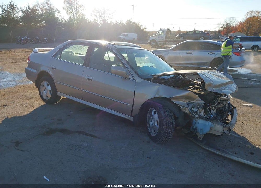 2002 HONDA ACCORD 3.0 EX VIN: 1HGCG16592A034499