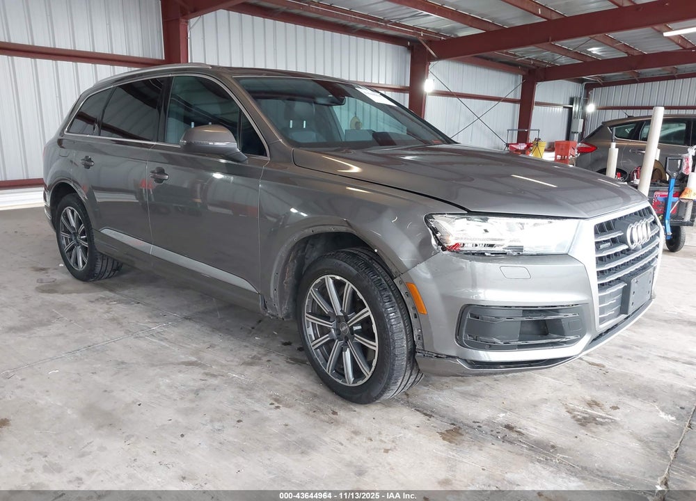 2017 AUDI Q7 3.0T PREMIUM VIN: WA1LAAF7XHD016242