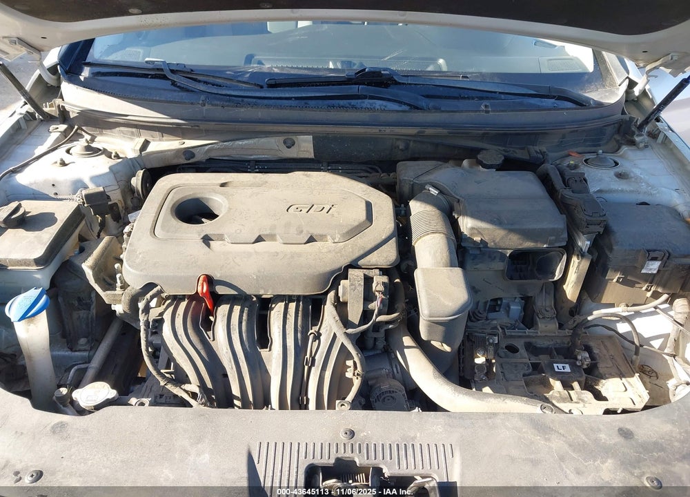 2015 HYUNDAI SONATA SE VIN: 5NPE24AF0FH200592
