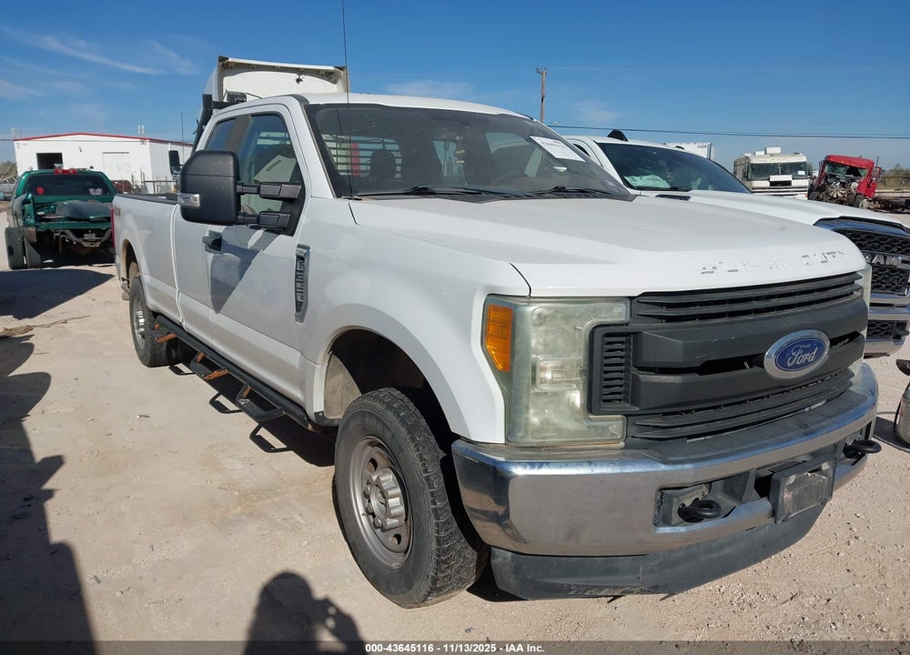 2017 FORD F 350 VIN: 1FT7X3B60HEB92581
