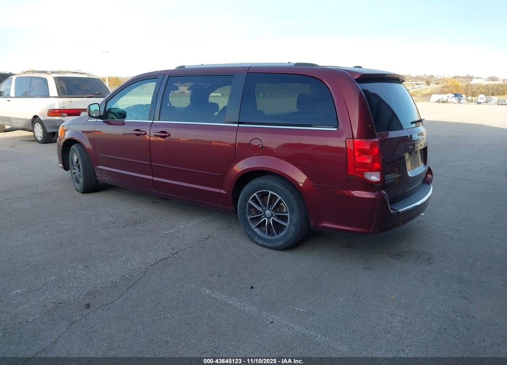 2017 DODGE GRAND CARAVAN VIN: 2C4RDGCG4HR690852