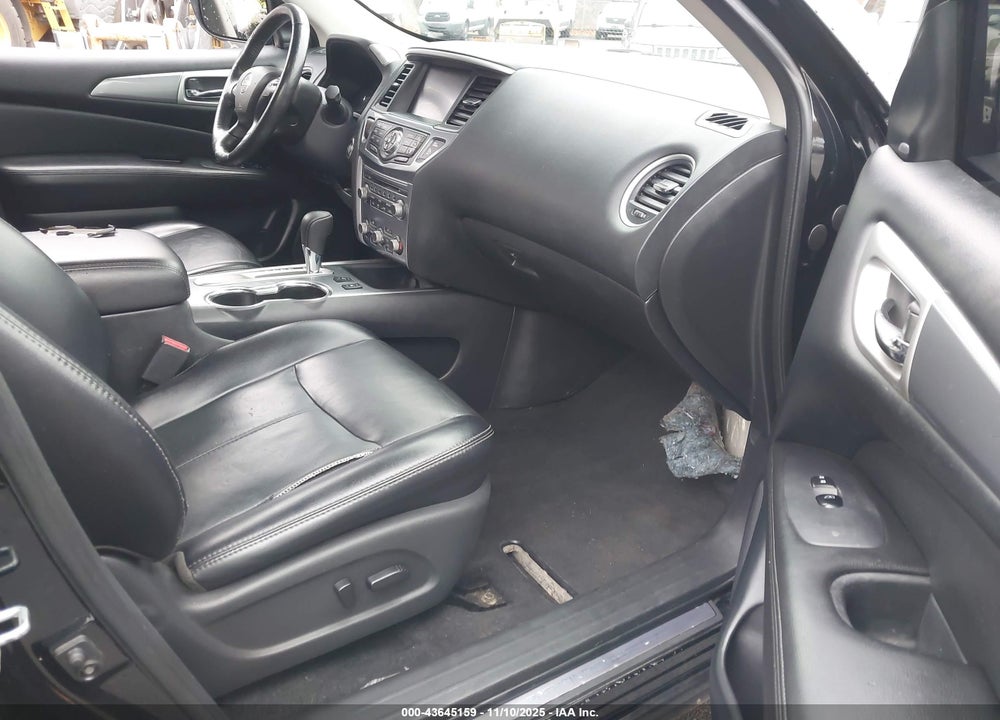 2019 NISSAN PATHFINDER VIN: 5N1DR2MN7KC643709