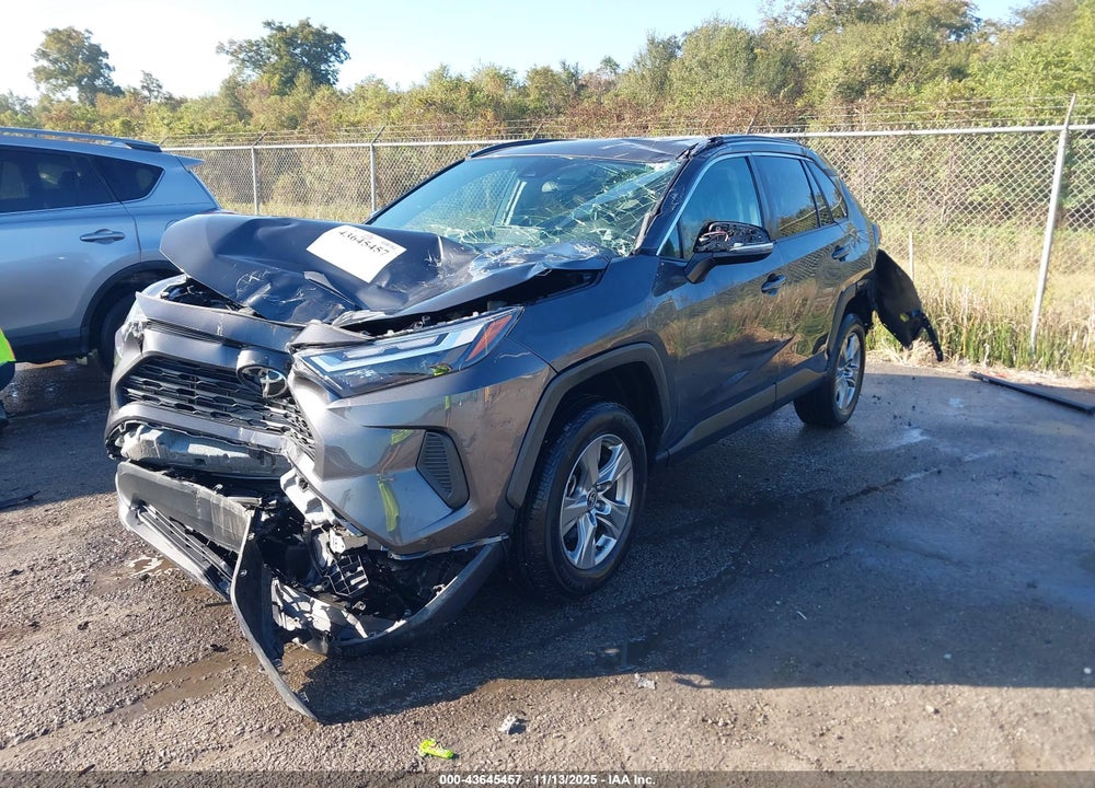 2024 TOYOTA RAV4 XLE VIN: 2T3W1RFV2RW309122