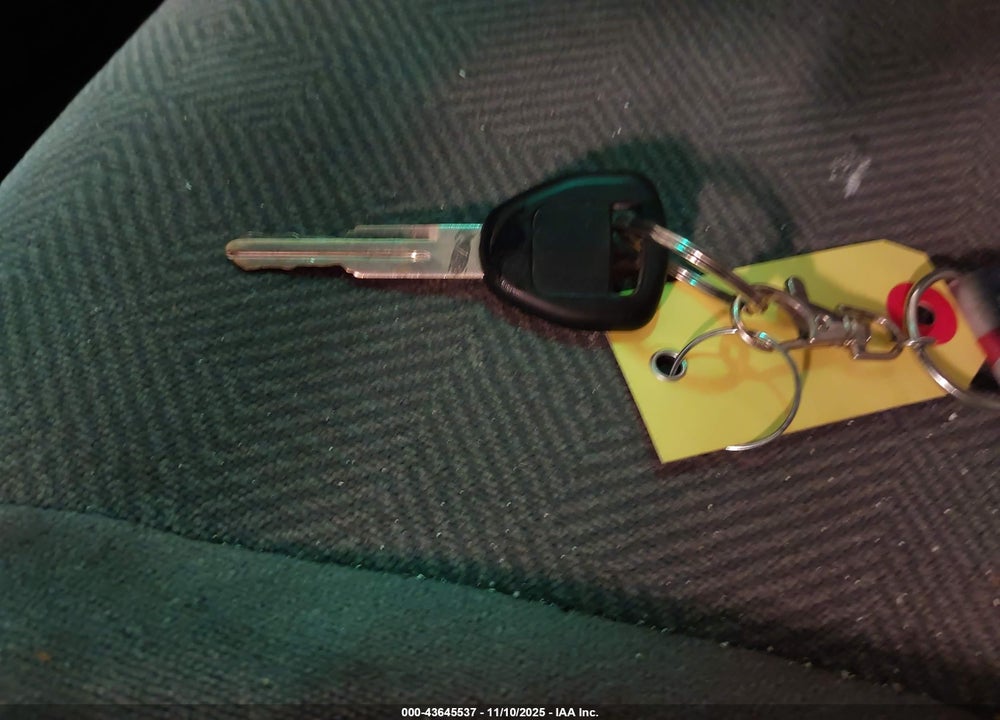 2001 HONDA CIVIC LX VIN: 1HGES165X1L059891