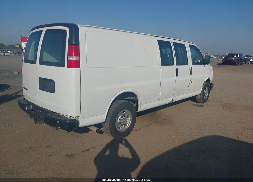 2018 CHEVROLET EXPRESS 2500 WORK VAN VIN: 1GCWGBFG4J1343766
