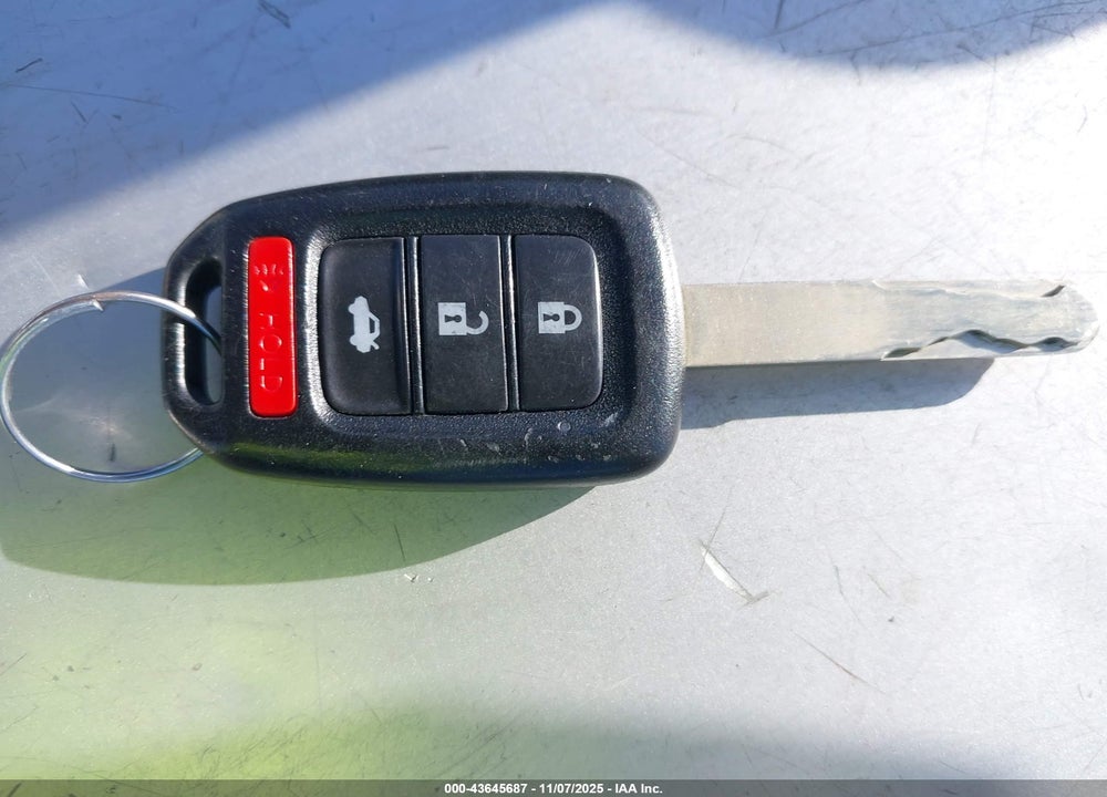 2016 HONDA ACCORD VIN: 1HGCR2F56GA117587