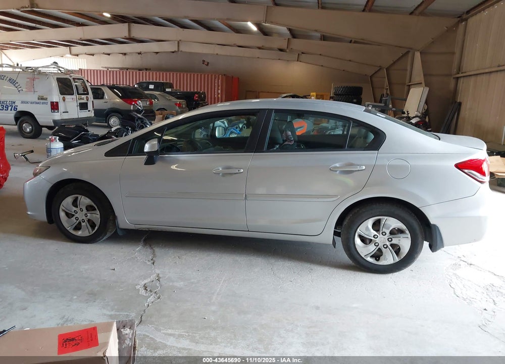 2013 HONDA CIVIC LX VIN: 19XFB2F50DE039932