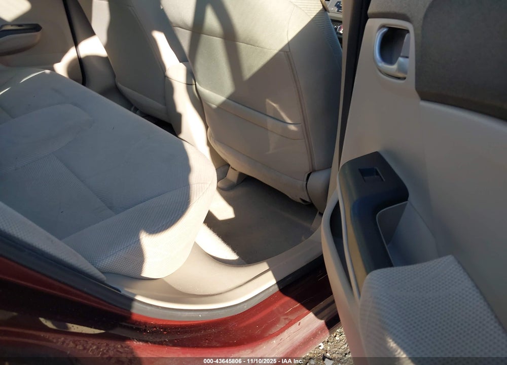 2012 HONDA CIVIC VIN: 19XFB2F56CE026844