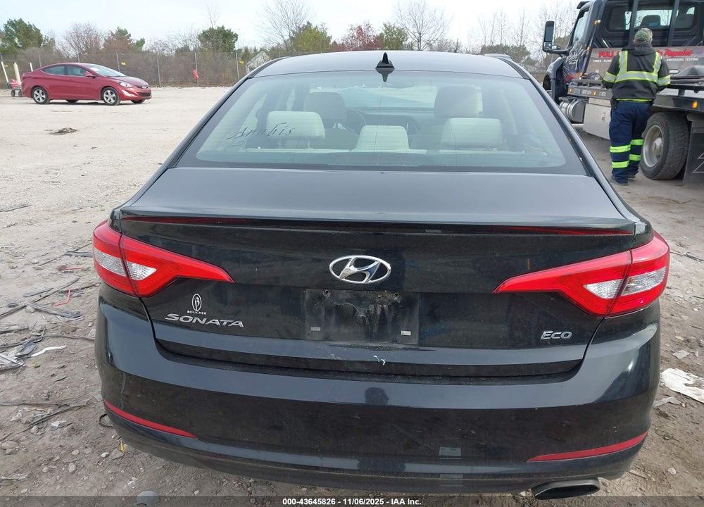 2015 HYUNDAI SONATA VIN: 5NPE24AA1FH159541