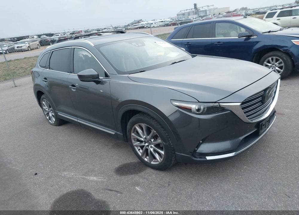 2017 MAZDA CX-9 SIGNATURE VIN: JM3TCBEYXH0130000