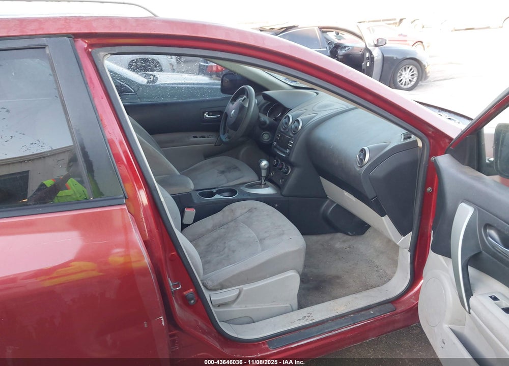 2015 NISSAN ROGUE SELECT S VIN: JN8AS5MTXFW669130