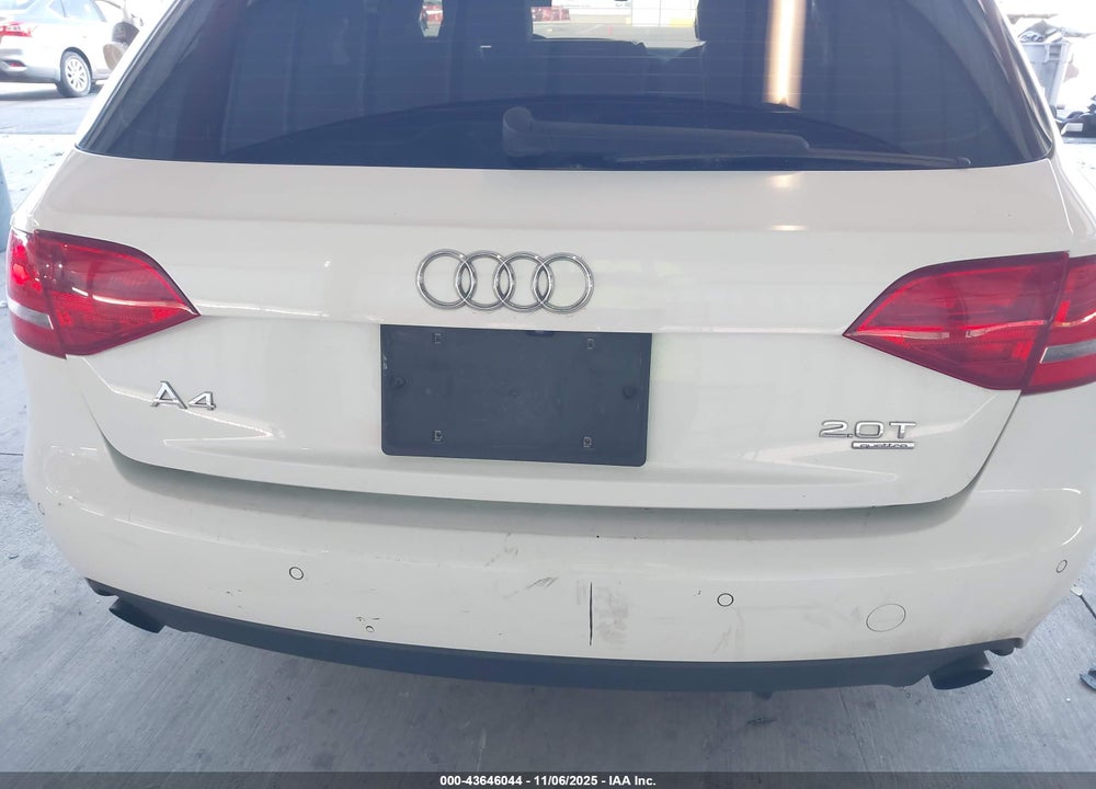 2009 AUDI A4 2.0T AVANT VIN: WAUGF78K49A144022