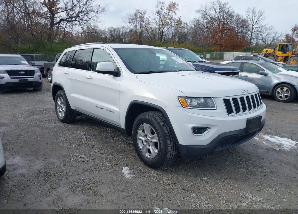 2015 JEEP GRAND CHEROKEE LAREDO VIN: 1C4RJFAG7FC660076