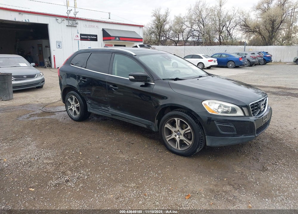 2011 VOLVO XC60 T6/T6 R-DESIGN VIN: YV4902DZ9B2172933