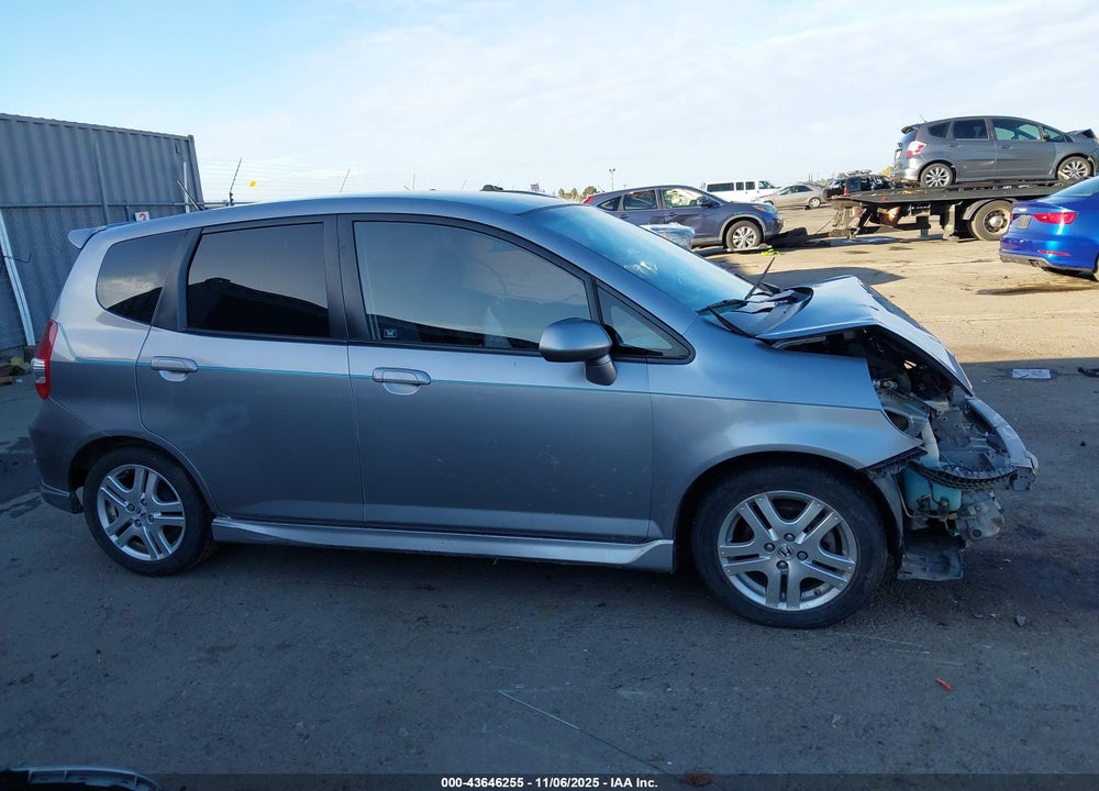 2008 HONDA FIT SPORT VIN: JHMGD38688S033002