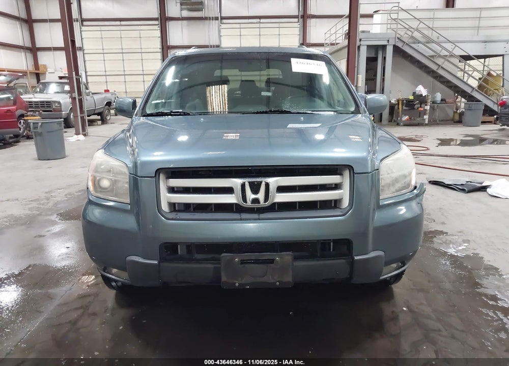 2006 HONDA PILOT EX VIN: 2HKYF18466H518074