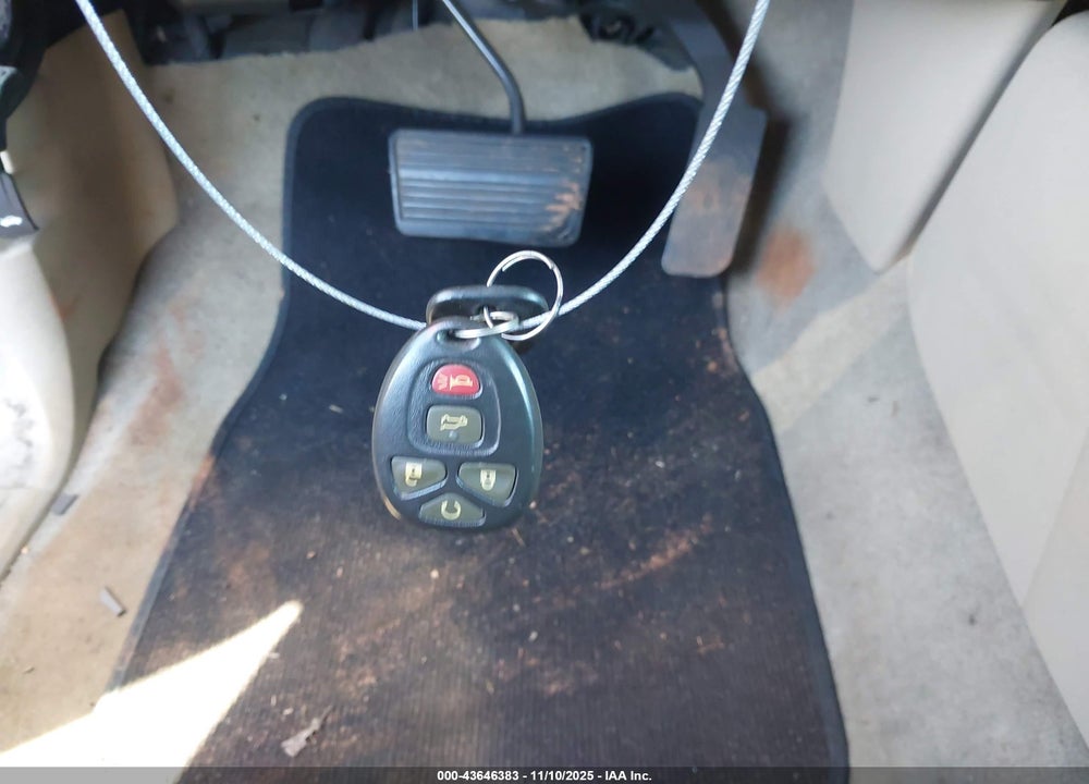 2013 CHEVROLET SUBURBAN 1500 LT VIN: 1GNSCJE05DR374014