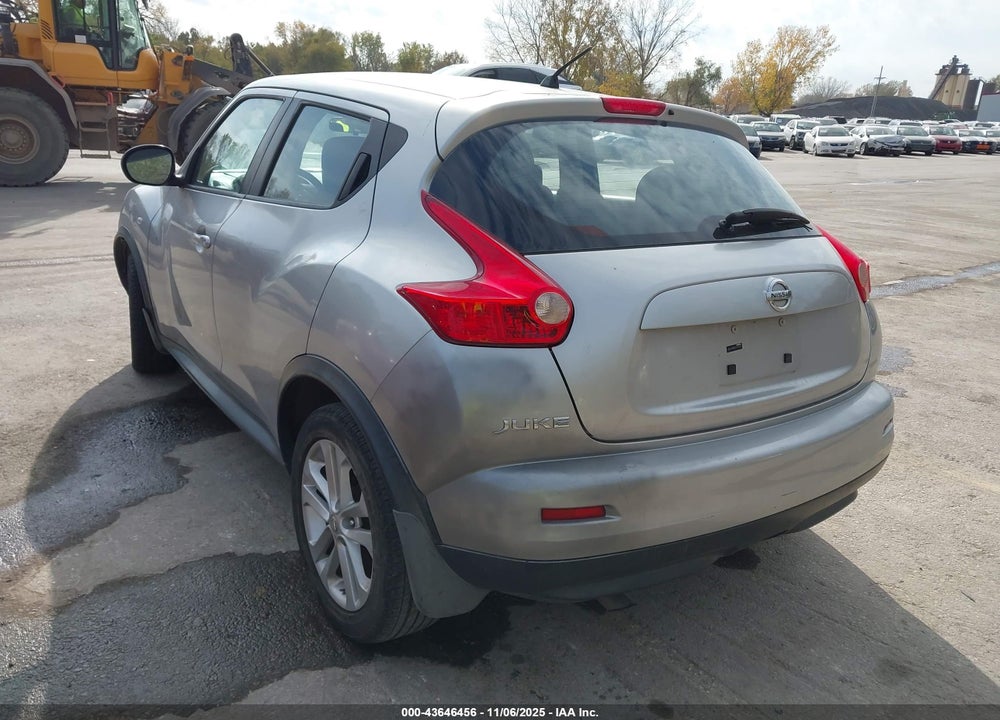 2011 NISSAN JUKE S VIN: JN8AF5MR2BT021253