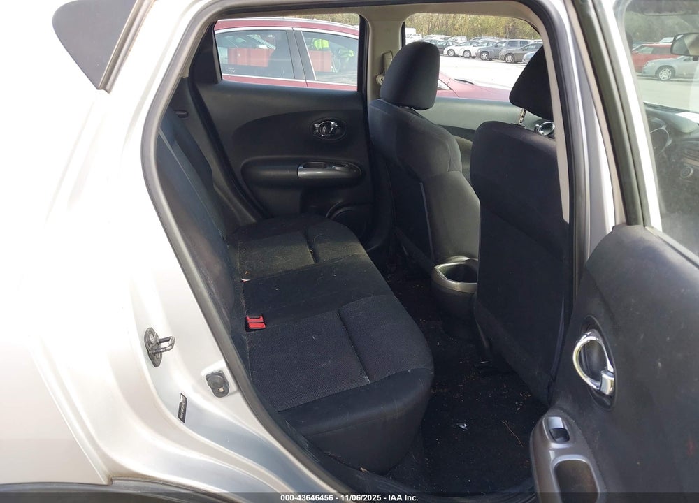 2011 NISSAN JUKE S VIN: JN8AF5MR2BT021253