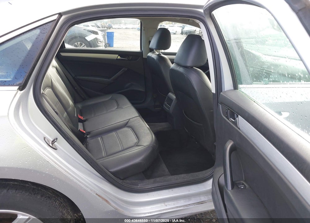 2012 VOLKSWAGEN PASSAT 2.5L SE VIN: 1VWBP7A3XCC099139
