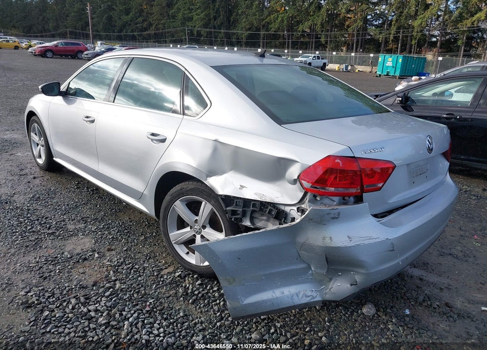 2012 VOLKSWAGEN PASSAT 2.5L SE VIN: 1VWBP7A3XCC099139