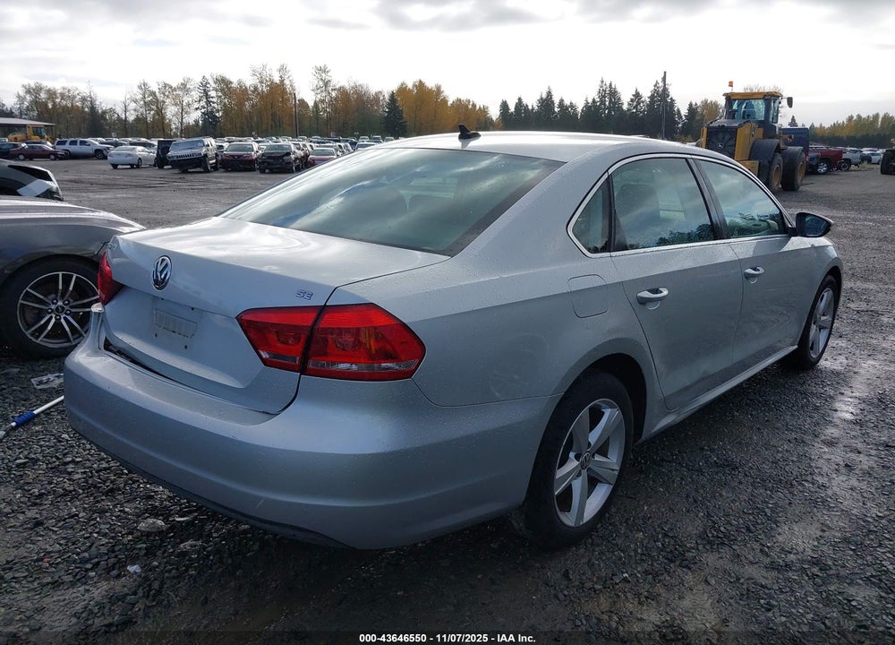 2012 VOLKSWAGEN PASSAT 2.5L SE VIN: 1VWBP7A3XCC099139