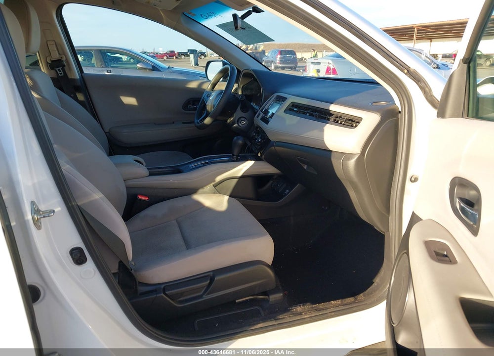 2017 HONDA HR-V LX VIN: 3CZRU5H36HM700700